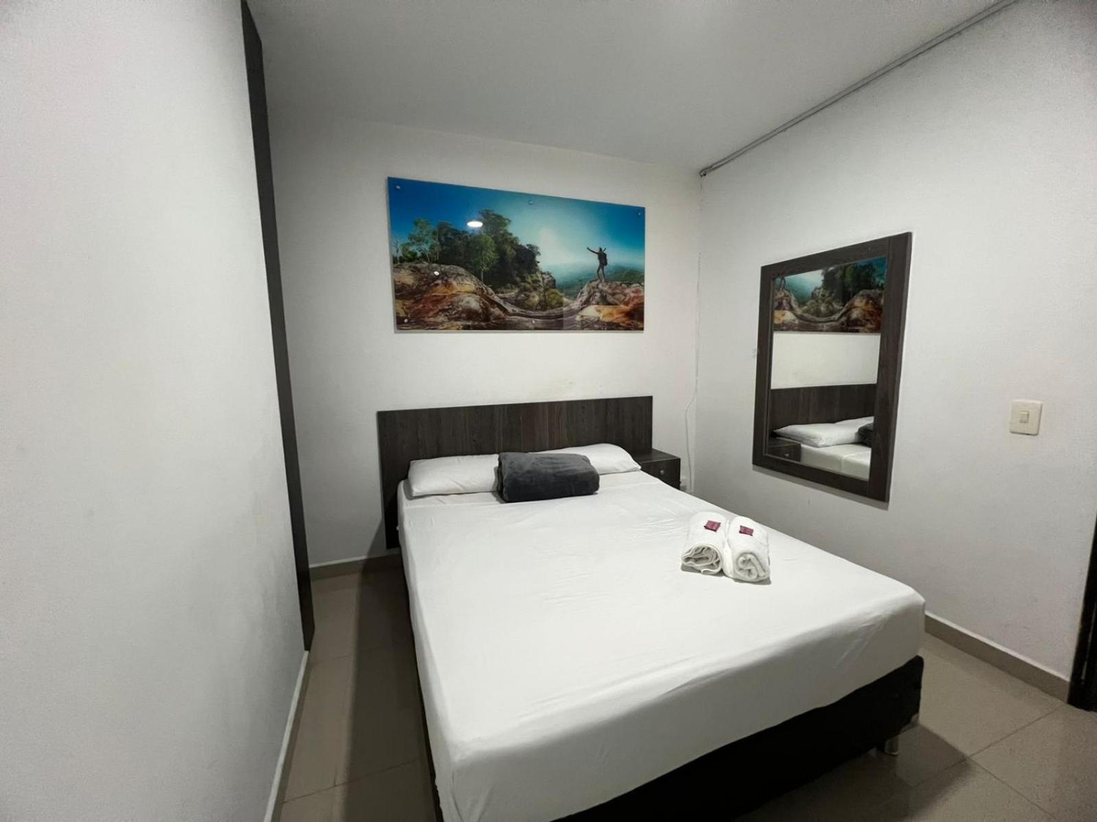 Hotel Jardin De Laureles Medellin Exterior photo